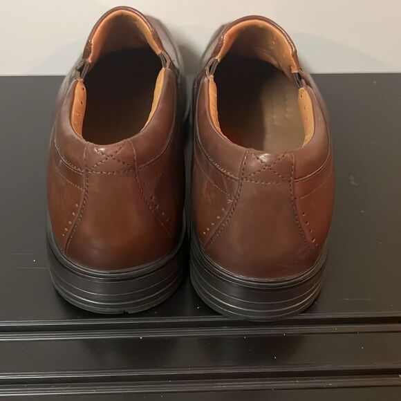 NEW CLARKS un.‎ sheridan go medium in brown
B30A-B main image 8